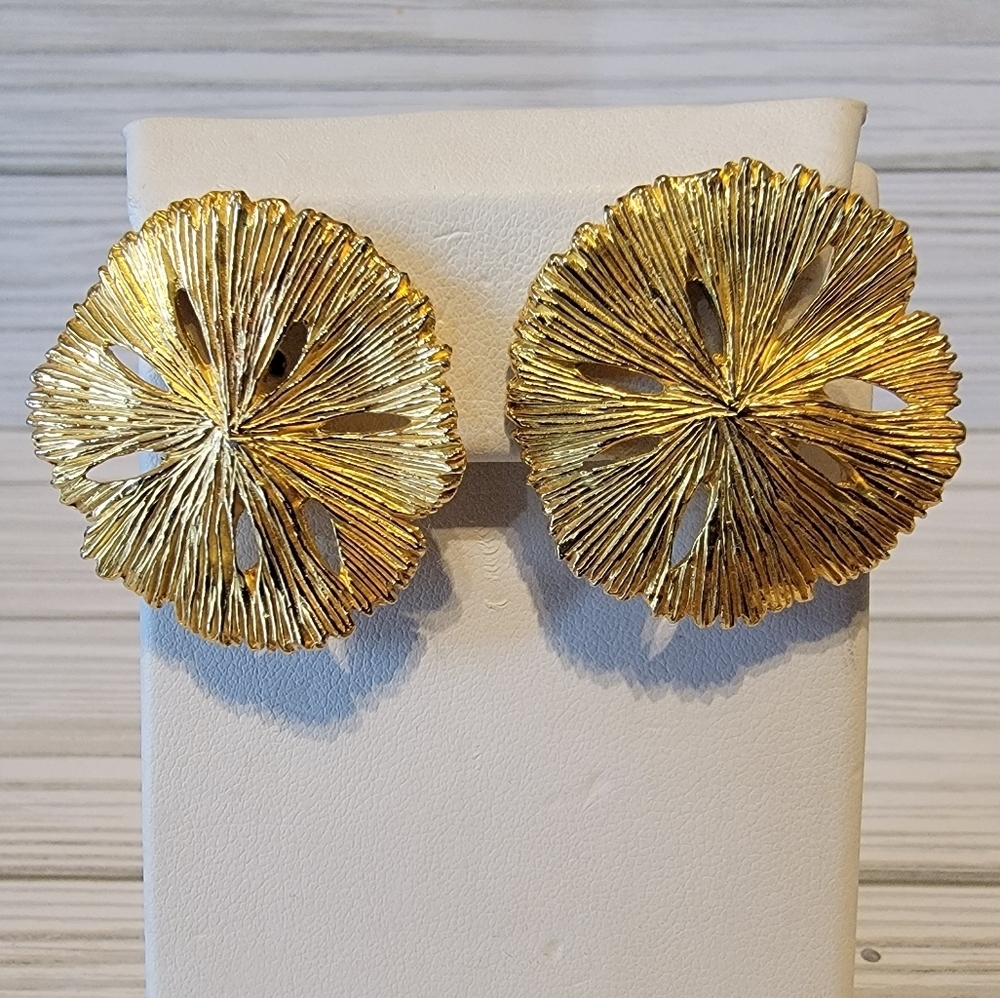Vintage Gold Tone Textured Sand Dollar Statement Pierced Earrings